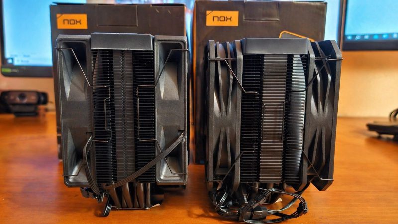 Vista de la estructura del Nox Hummer H-200 ARGB y del Nox Hummer H-200 LCD, mostrando el bloque de aletas y la disposición de los ventiladores