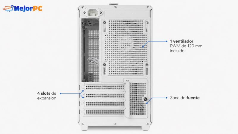 Parte trasera de la Nox Hummer Refresh con ventilador de 120 mm y cuatro slots de expansión